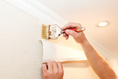 Pose de papier peint à Gentilly — revêtements muraux et toiles de verre